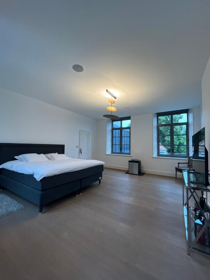 Chateau De Ranchicourt Bed & Breakfast Rebreuve-Ranchicourt Стая снимка